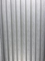 مقایسه پرده مینیمال سفید و پرده ترکیبی با پارچه مات و شفاف در پنجرههای بزرگ